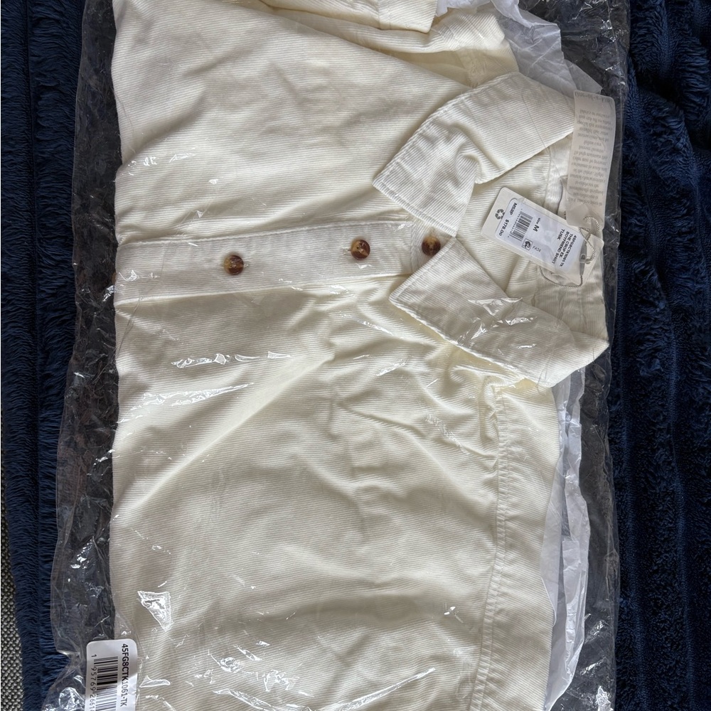Favorite Daughter Button-Up Shirt - Picture 5 of 5